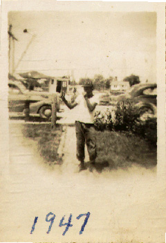 1947-48 page 13B boy fight